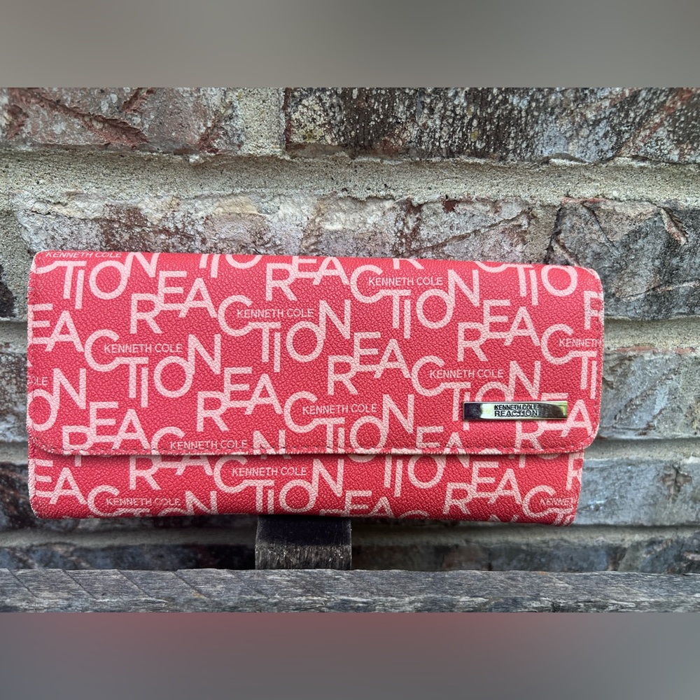 Pink, Kenneth Cole reaction wallet
